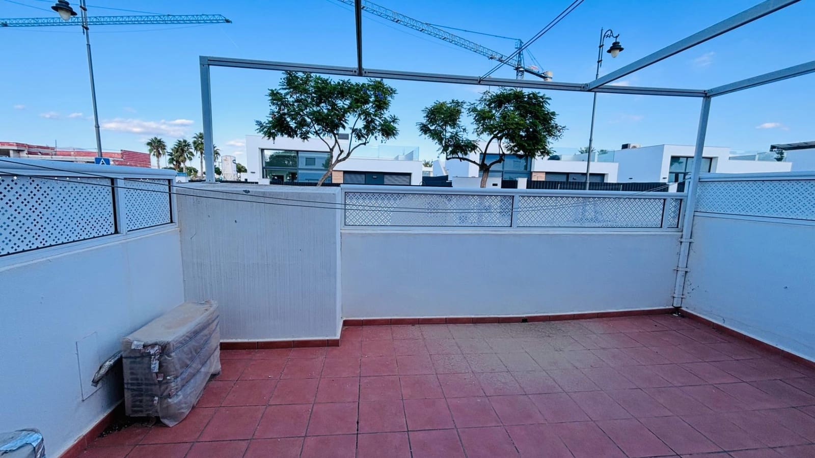 3 soveværelse Lejlighed til salg i Condado de Alhama med swimmingpool - € 142.000 (Ref: 10155271)