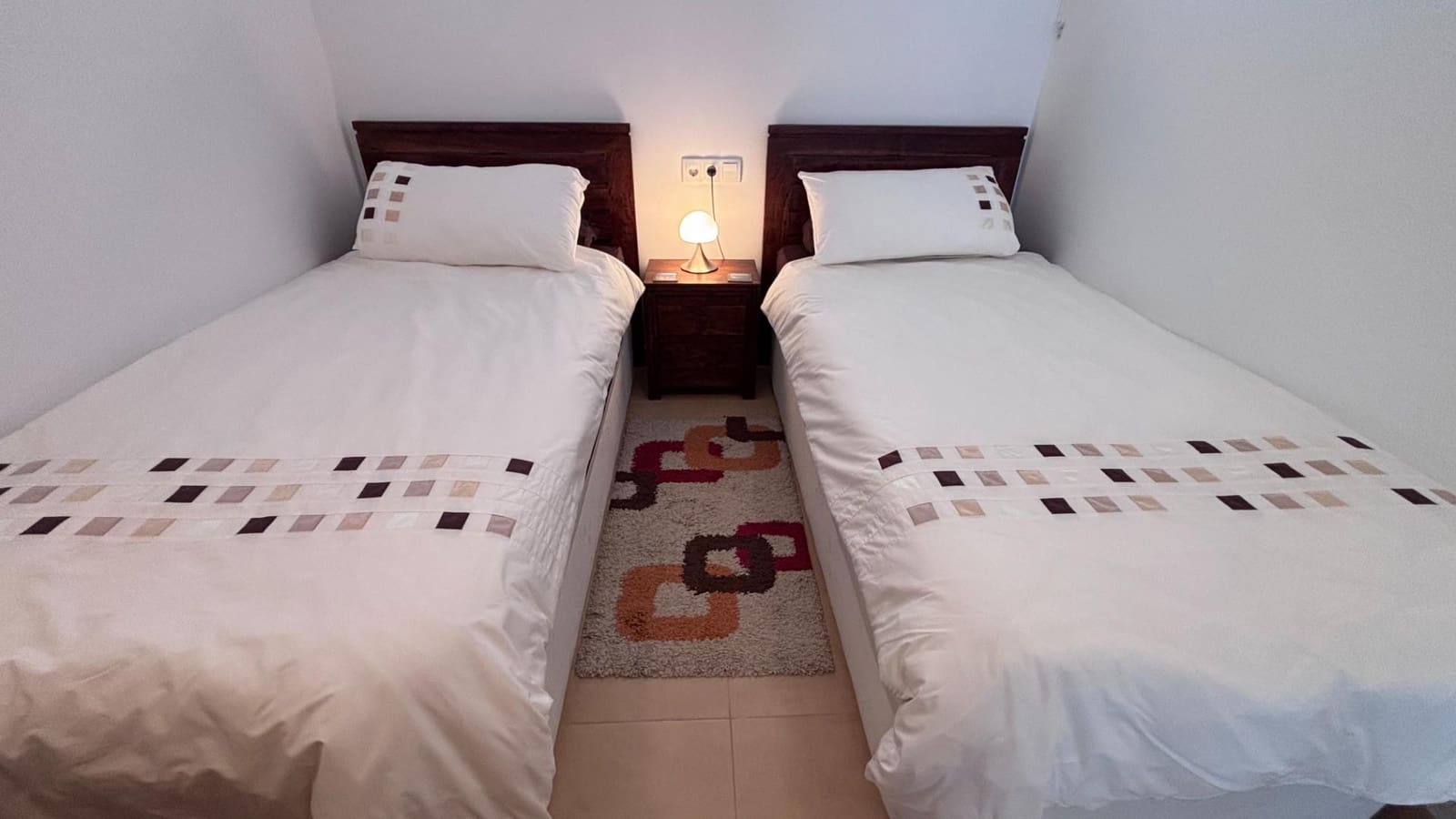 2 slaapkamer Appartement te koop in Condado de Alhama met zwembad - € 119.900 (Ref: 10165028)