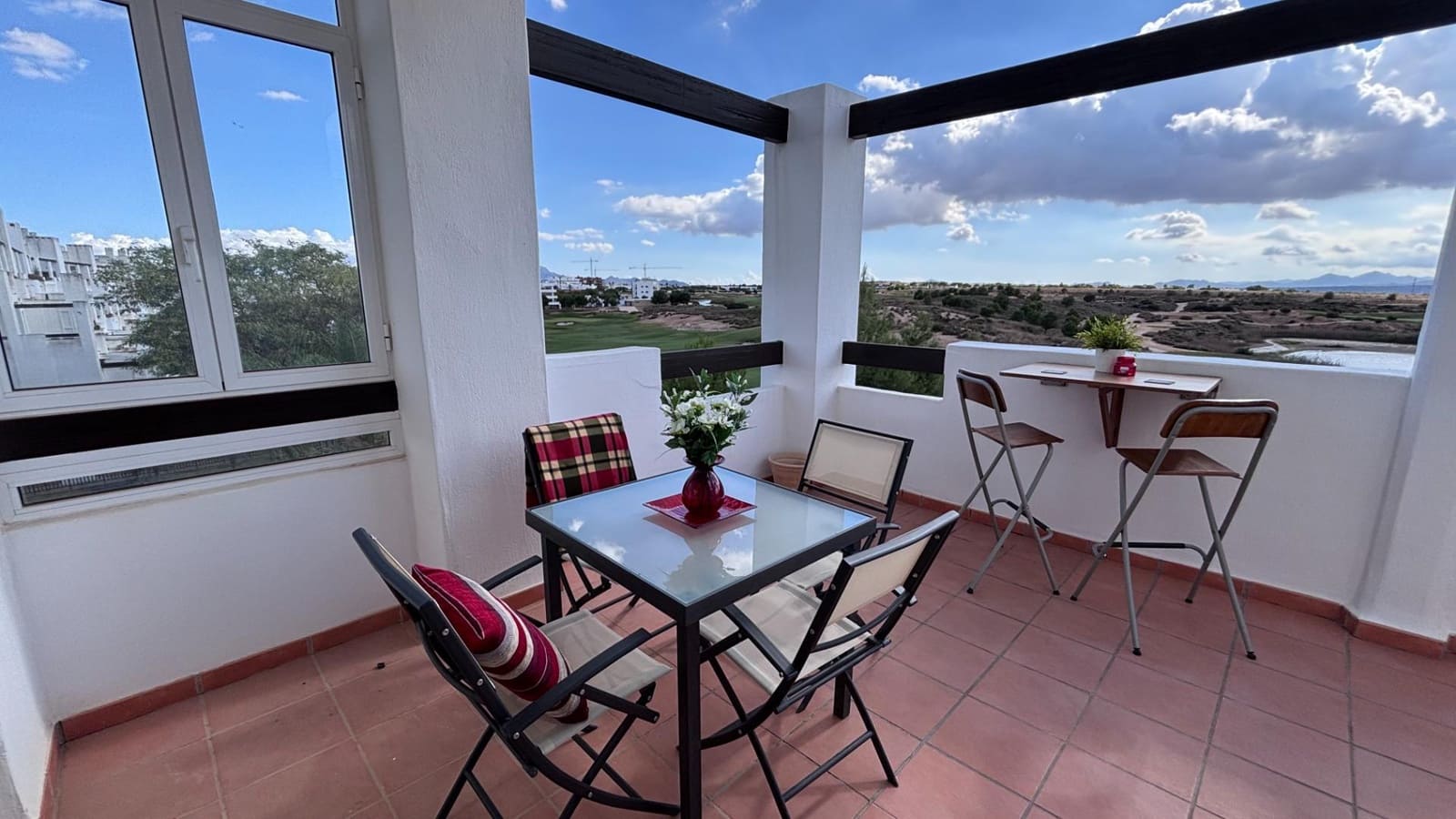 2 slaapkamer Appartement te koop in Condado de Alhama met zwembad - € 119.900 (Ref: 10165028)