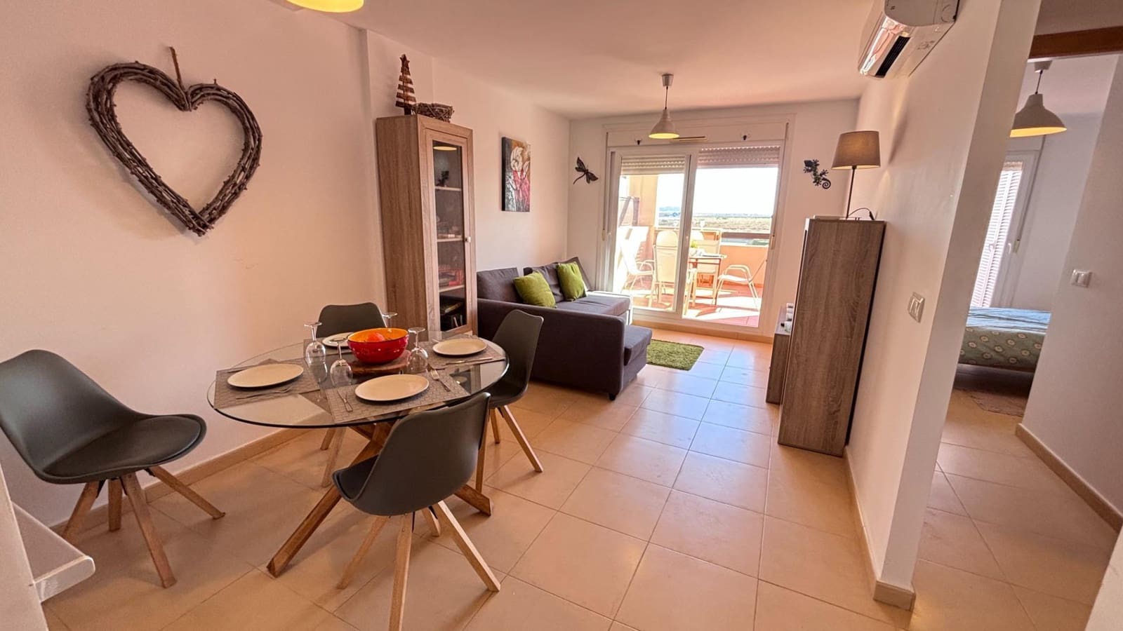 Apartamento de 2 habitaciones en Alhama de Murcia en venta con piscina garaje - 125.000 € (Ref: 10168726)