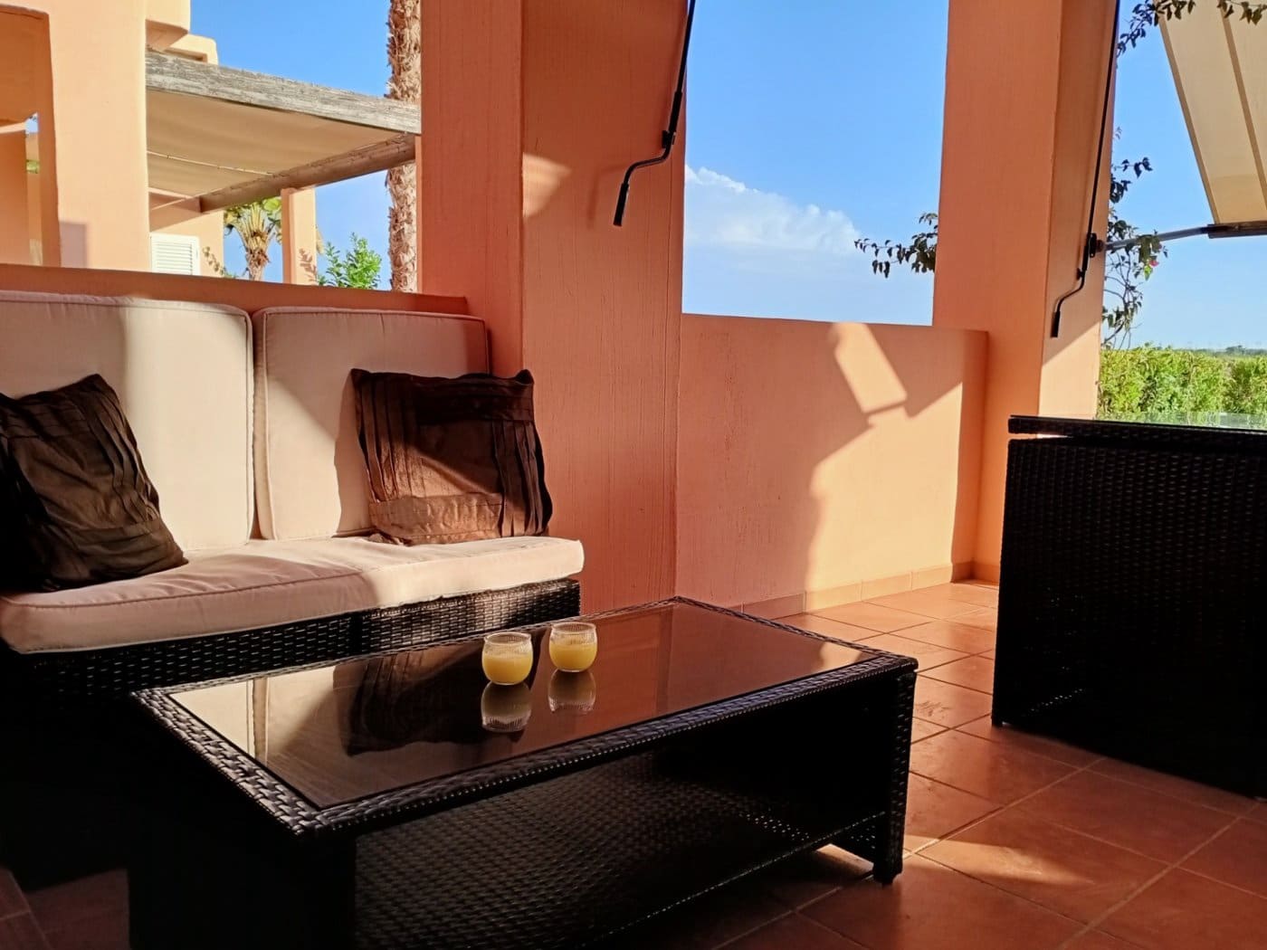 2 Zimmer Apartment zu vermieten in Condado de Alhama mit Pool - 600 € (Ref: 3524799)