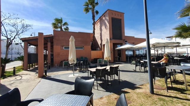 Entreprise à vendre à Condado de Alhama, Alhama de Murcia - 635 000 € (Ref: 7540588)