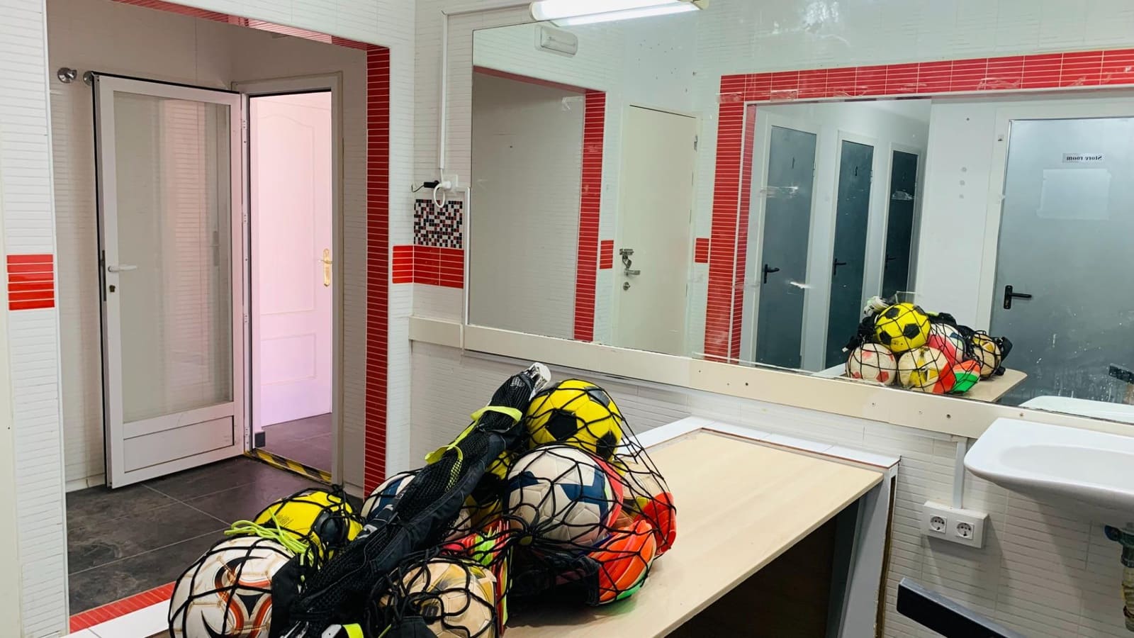 Virksomhed til salg i Condado de Alhama - € 635.000 (Ref: 7540588)