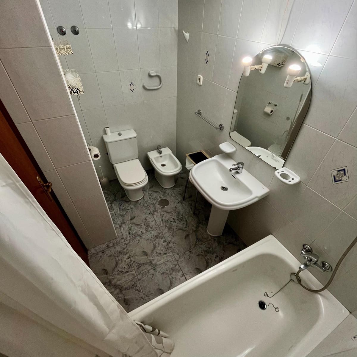 Appartement de 3 chambres à louer à Murcie ville avec garage - 900 € (Ref: 8254157)