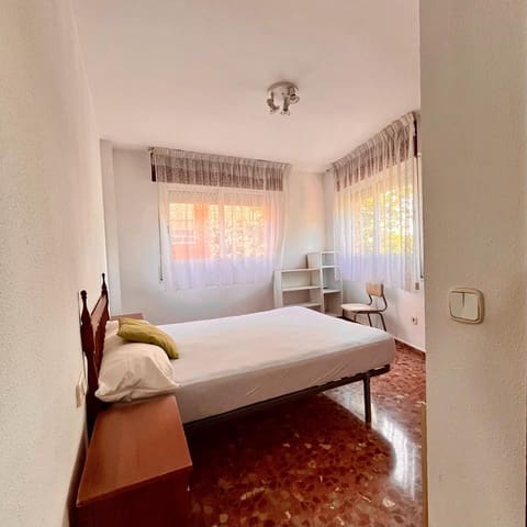 Appartement de 3 chambres à louer à Infante Juan Manuel, Murcie ville avec garage - 900 € (Ref: 8254157)