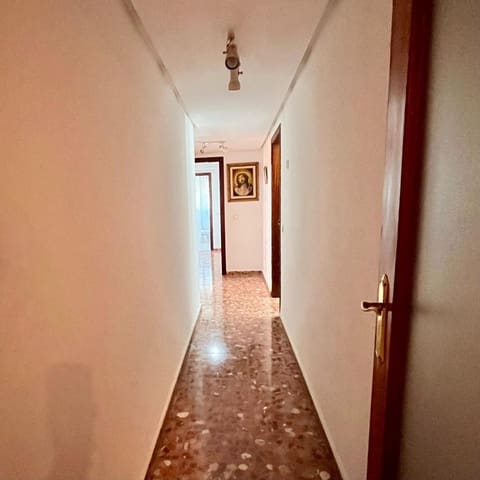 Appartement de 3 chambres à louer à Infante Juan Manuel, Murcie ville avec garage - 900 € (Ref: 8254157)