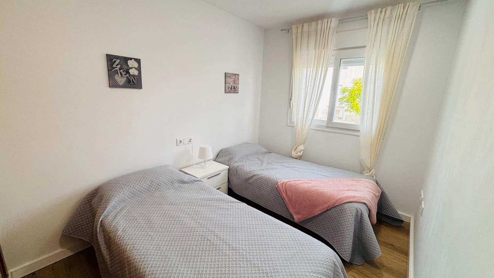 2 sypialnia Apartament na sprzedaż w Condado de Alhama z basenem - 119 900 € (Ref: 9215341)