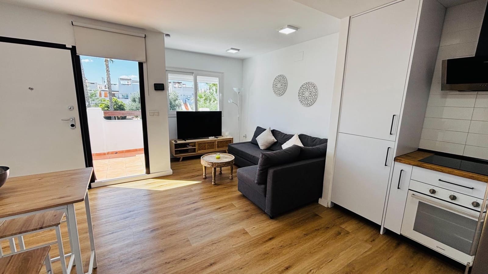 2 bedroom Apartment for sale in Condado de Alhama with pool - € 119,900 (Ref: 9215341)