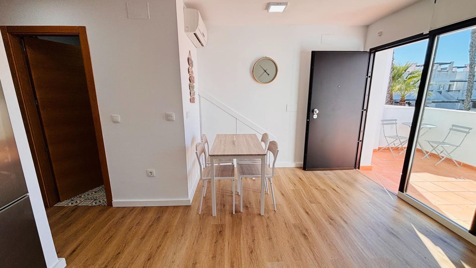 2 soveværelse Lejlighed til salg i Condado de Alhama med swimmingpool - € 119.900 (Ref: 9215341)