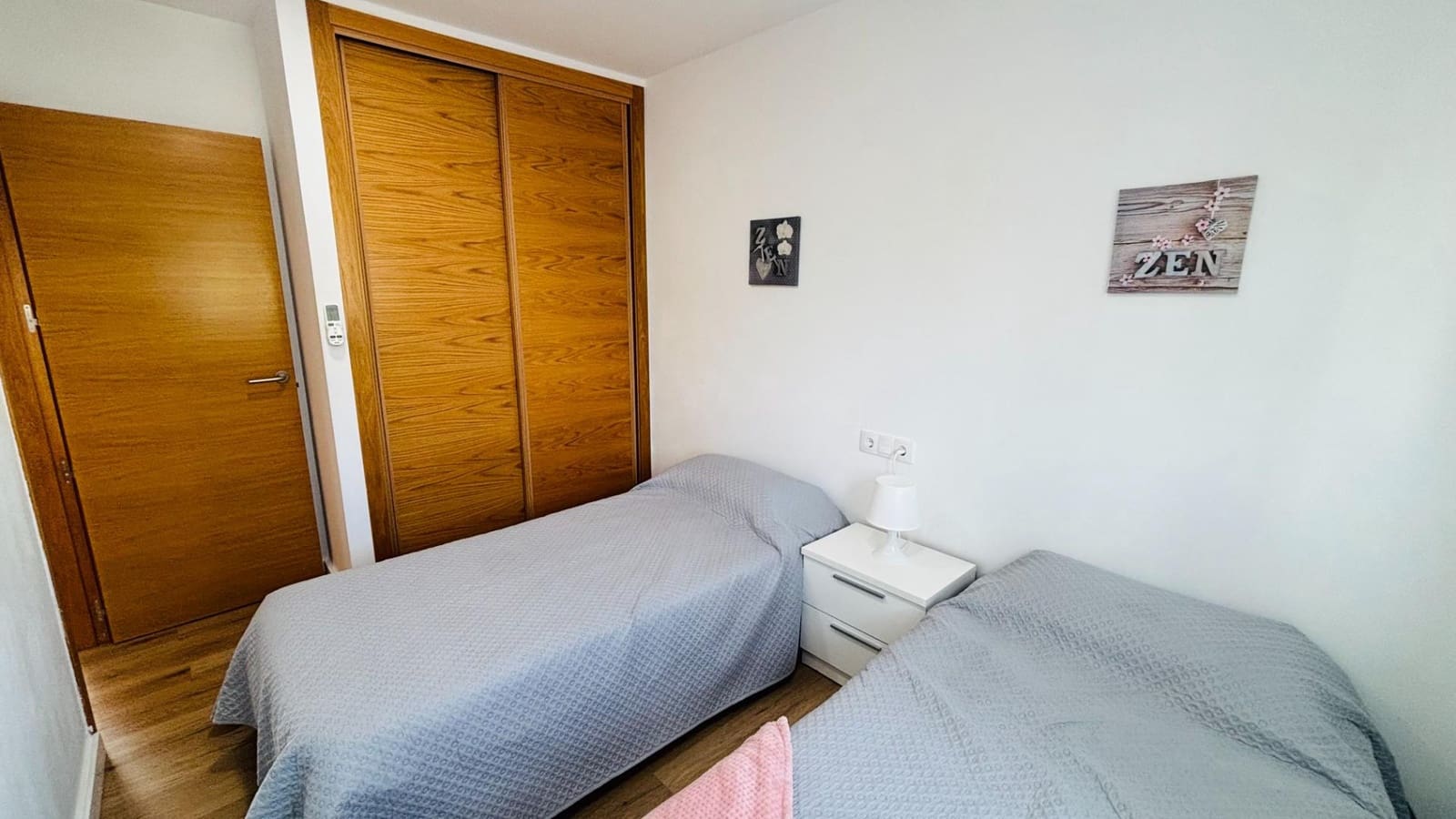 2 soveværelse Lejlighed til salg i Condado de Alhama med swimmingpool - € 119.900 (Ref: 9215341)