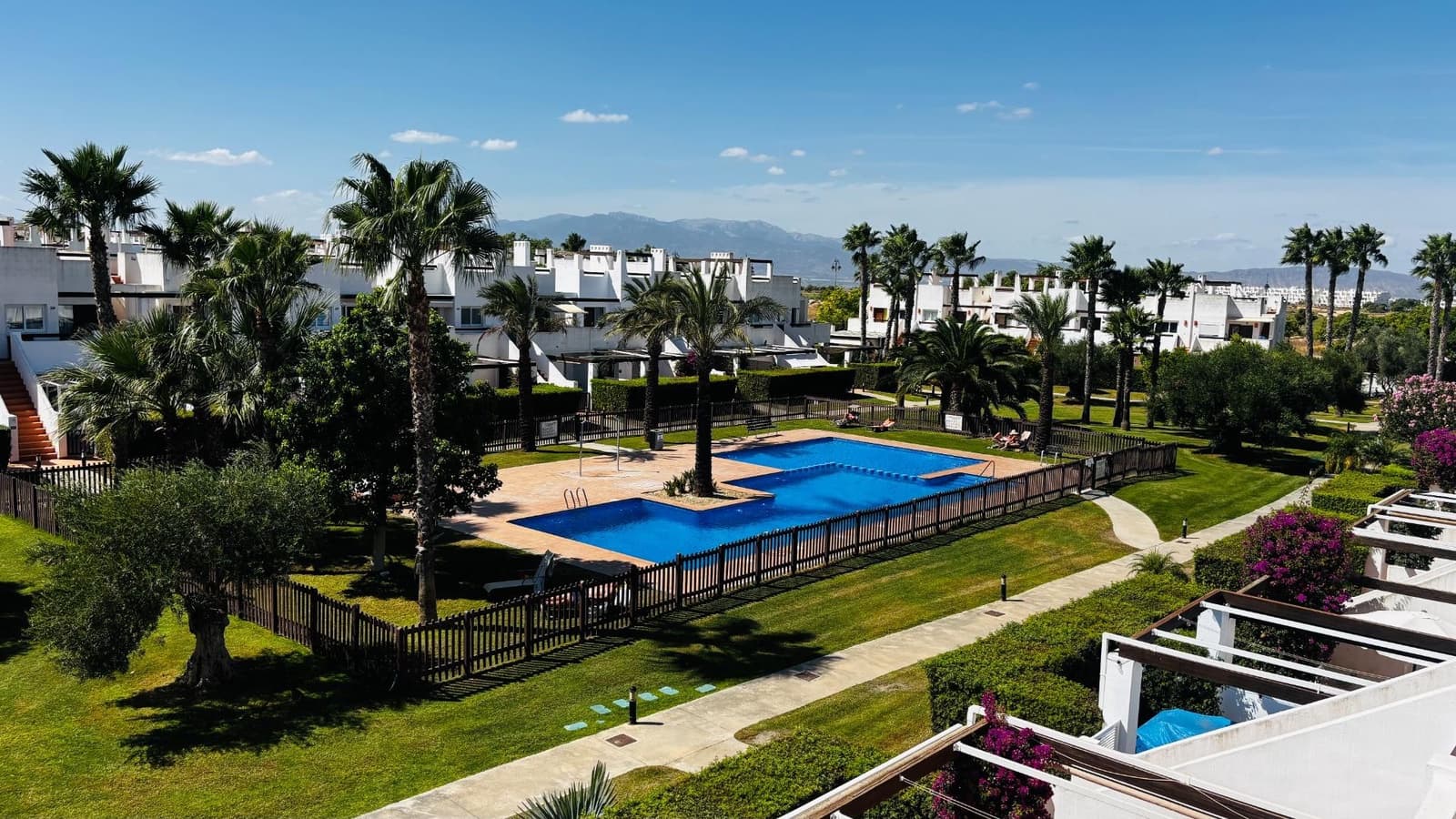 2 soveværelse Lejlighed til salg i Condado de Alhama med swimmingpool - € 119.900 (Ref: 9215341)