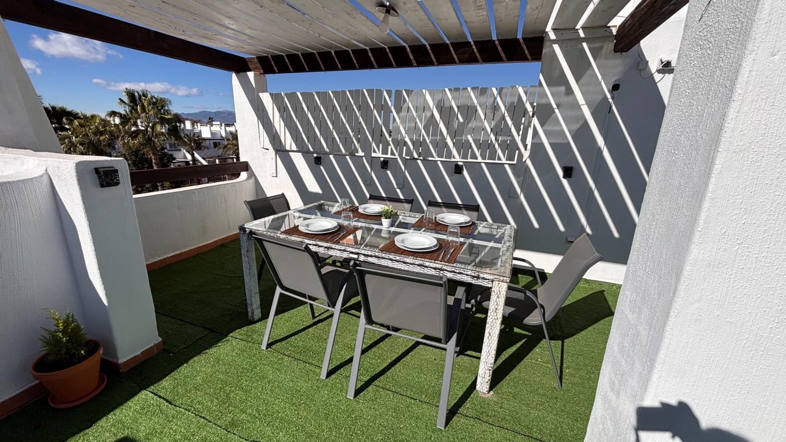 2 soveværelse Lejlighed til salg i Condado de Alhama med swimmingpool - € 119.900 (Ref: 9215341)