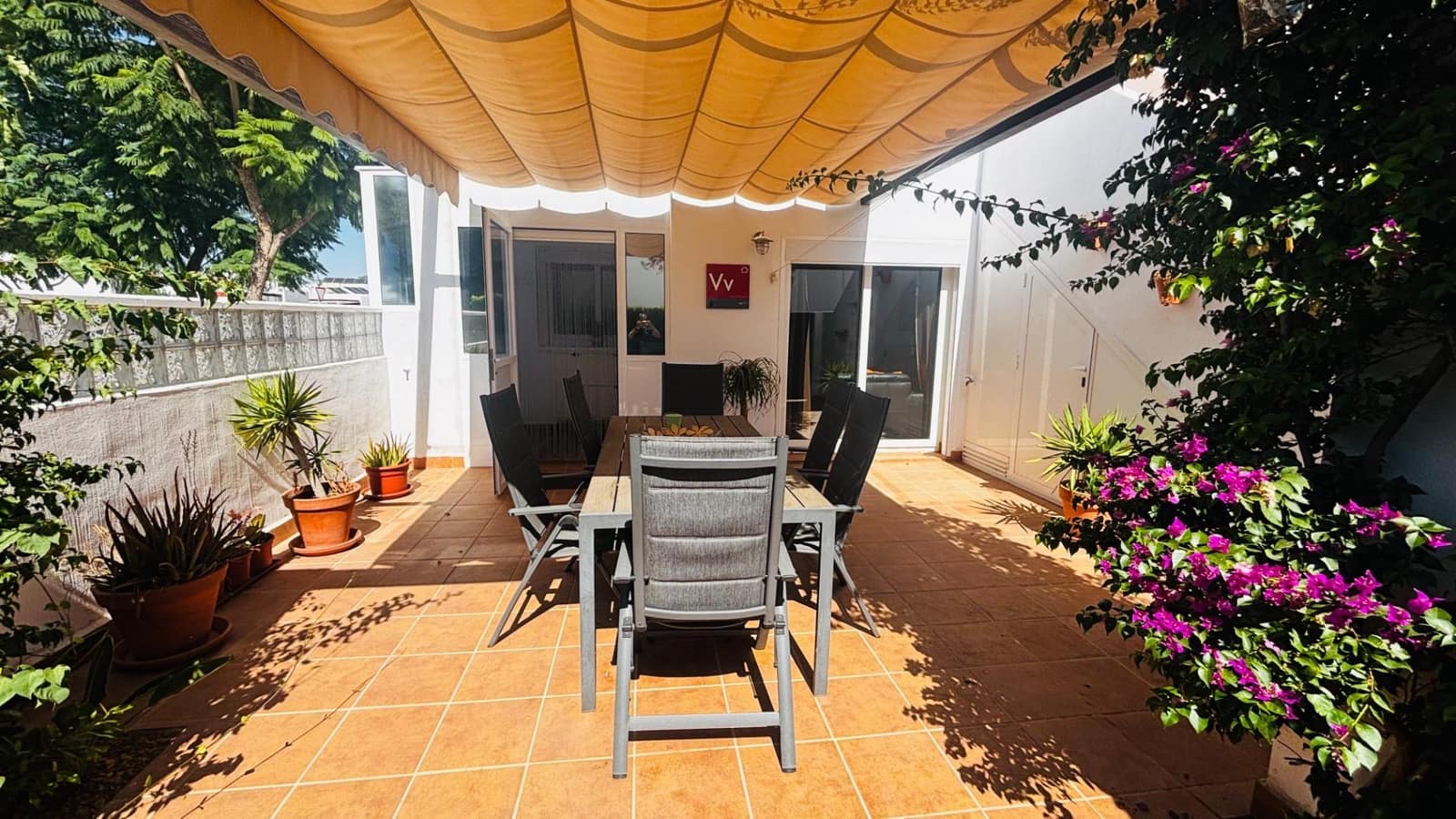 3 bedroom Apartment for sale in Alhama de Murcia with pool - € 135,000 (Ref: 9255209)