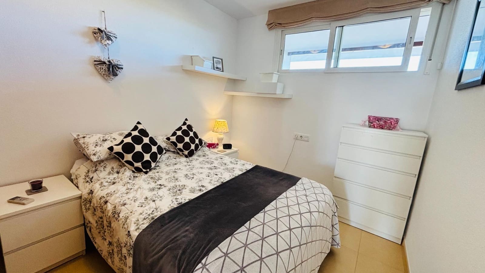 2 sypialnia Apartament na sprzedaż w Condado de Alhama z basenem - 105 000 € (Ref: 9378956)