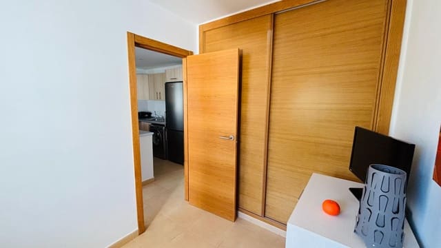 2 soveværelse Lejlighed til salg i Alhama de Murcia med swimmingpool - € 115.000 (Ref: 9410907)