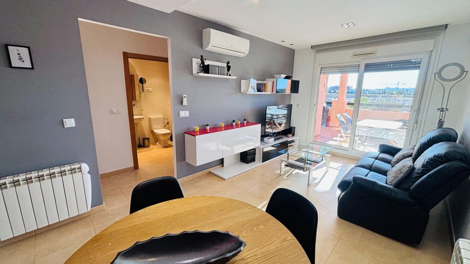 2 sypialnia Apartament na sprzedaż w Condado de Alhama z basenem - 115 000 € (Ref: 9422356)