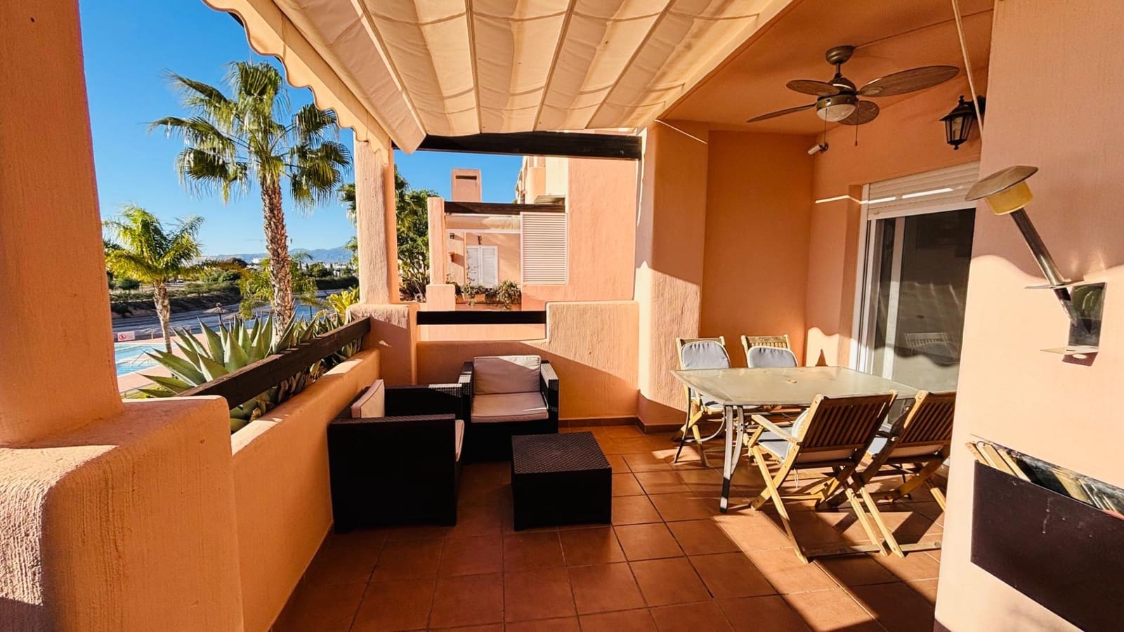 2 sypialnia Apartament na sprzedaż w Condado de Alhama z basenem - 115 000 € (Ref: 9422356)