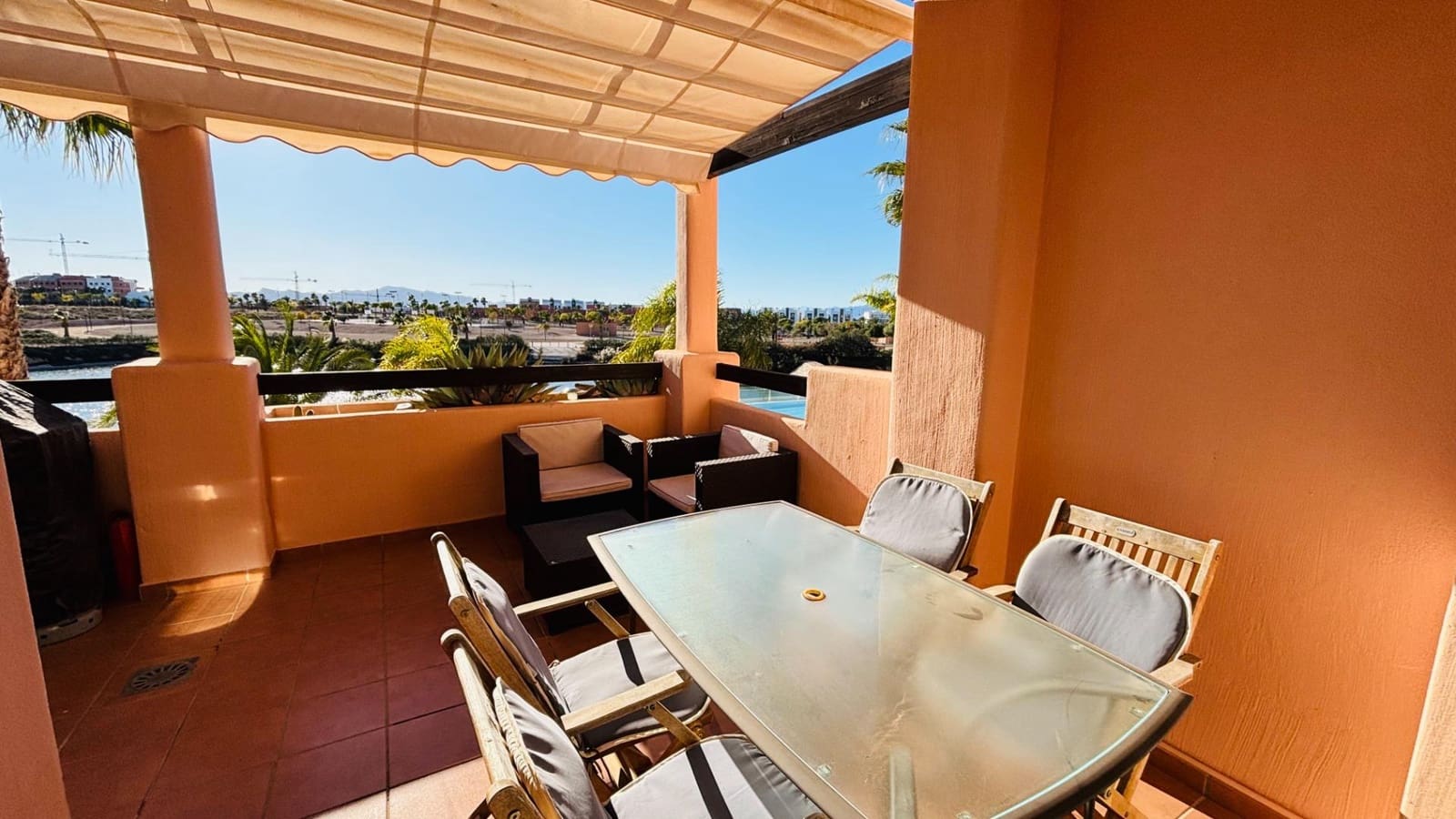 2 sypialnia Apartament na sprzedaż w Condado de Alhama z basenem - 115 000 € (Ref: 9422356)