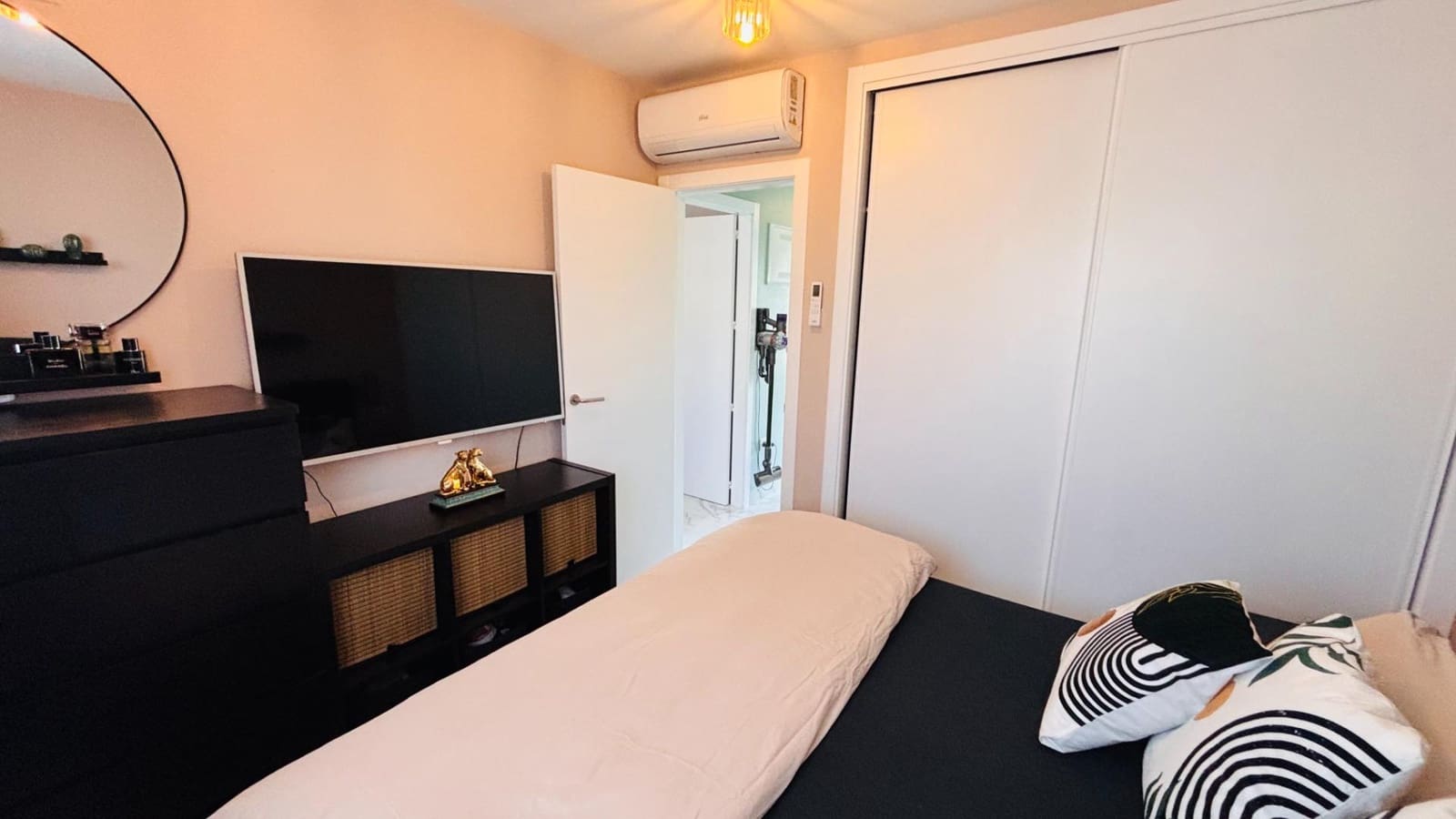 2 bedroom Apartment for sale in Alhama de Murcia with pool - € 120,000 (Ref: 9494537)