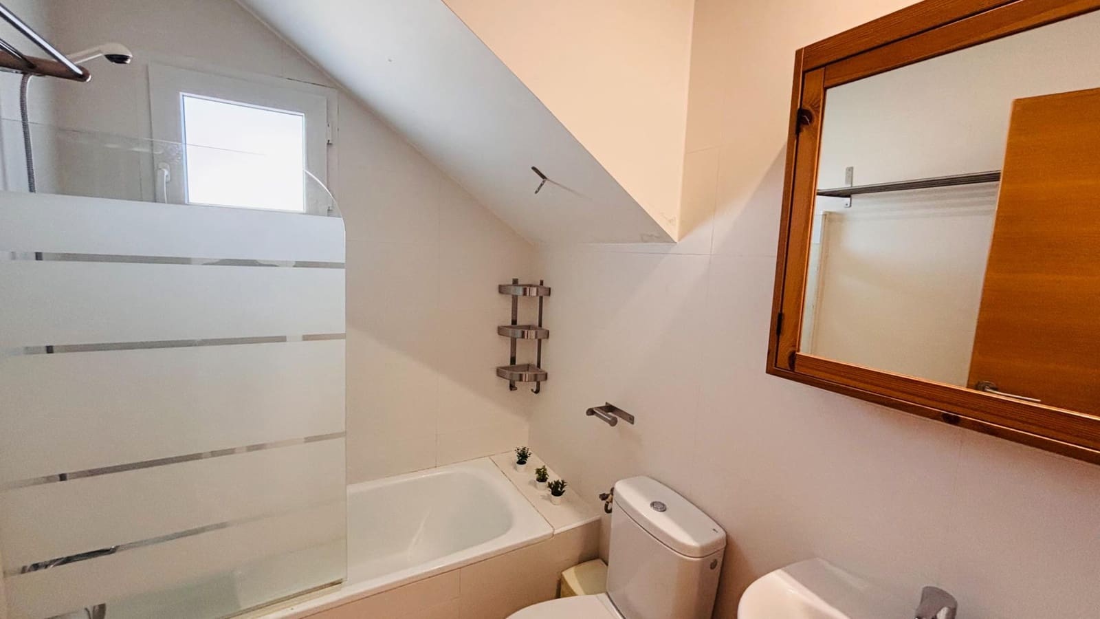 2 makuuhuone Huoneisto myytävänä paikassa Condado de Alhama mukana uima-altaan - 125 000 € (Ref: 9586371)