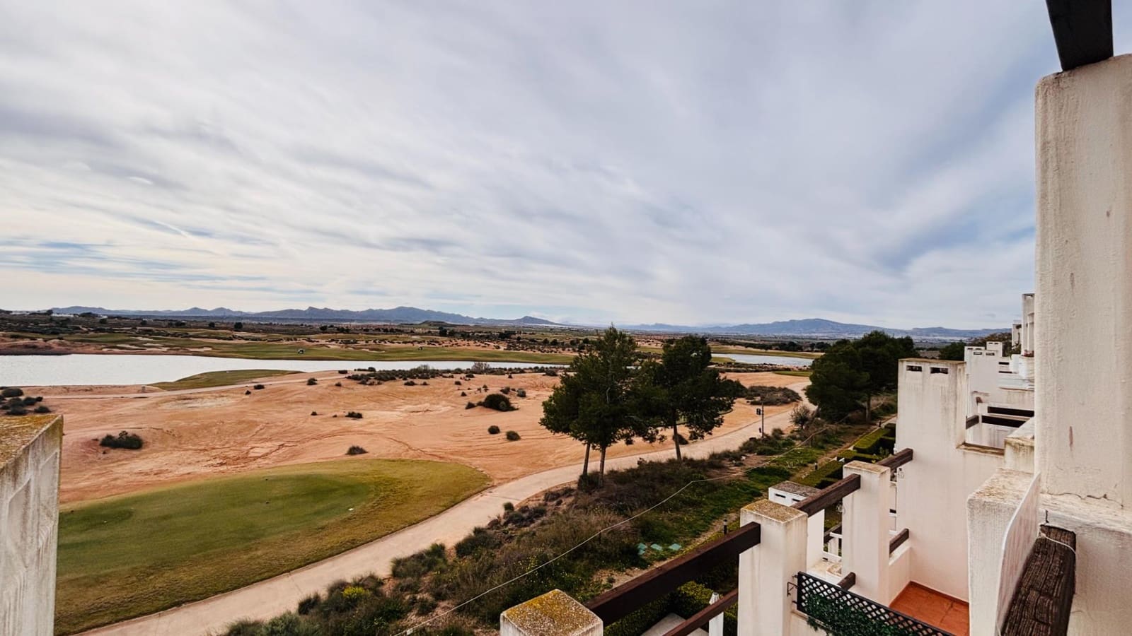 2 makuuhuone Huoneisto myytävänä paikassa Condado de Alhama mukana uima-altaan - 115 000 € (Ref: 9586373)