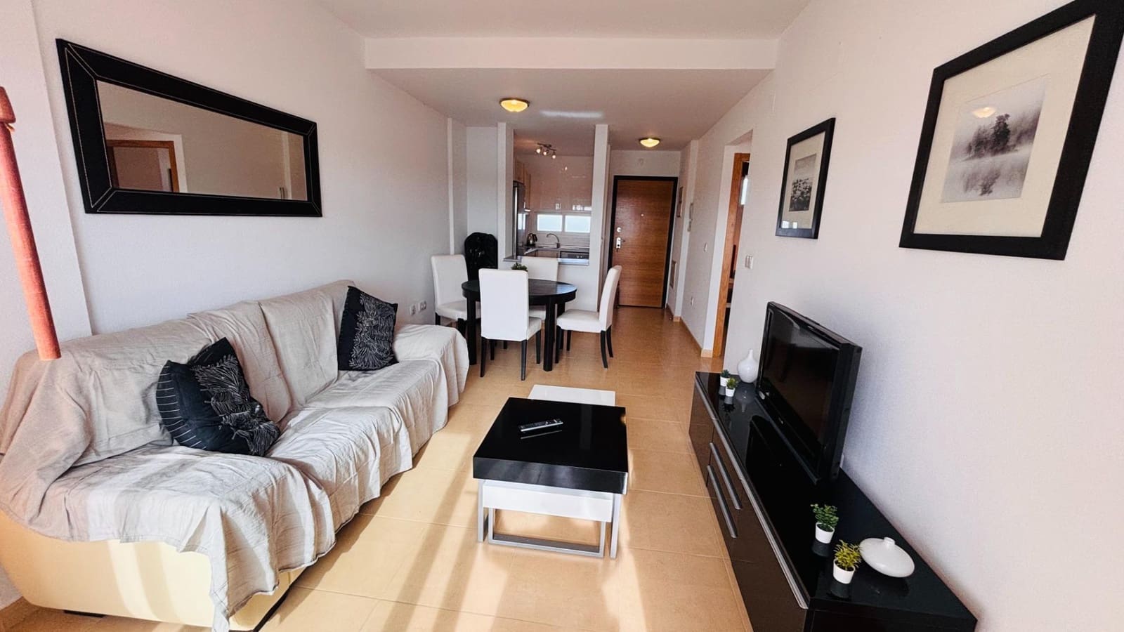 2 makuuhuone Huoneisto myytävänä paikassa Condado de Alhama mukana uima-altaan - 115 000 € (Ref: 9586373)