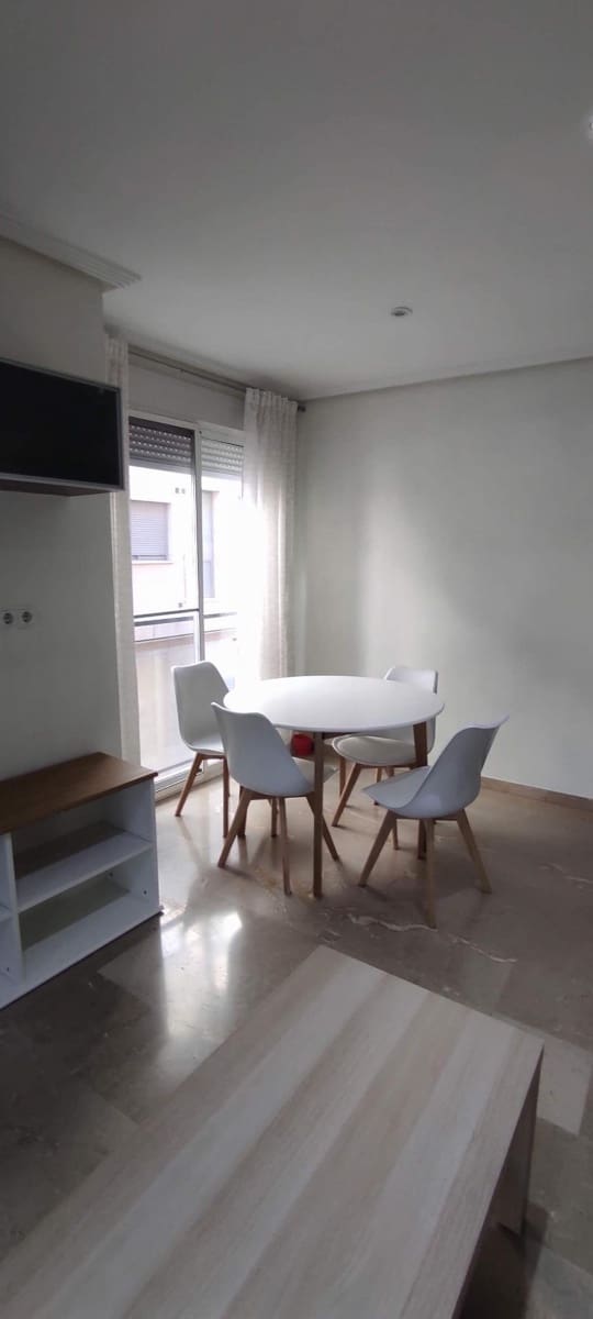 2 makuuhuone Huoneisto vuokrattavana paikassa Murcia kaupunki mukana 
autotalli - 850 € (Ref: 9611471)