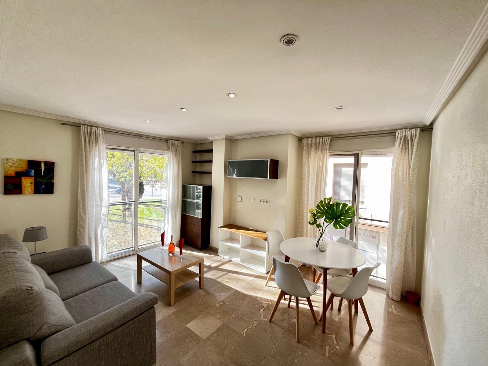 2 bedroom Apartment for rent in Murcia city with garage - € 750 (Ref: 9611471)