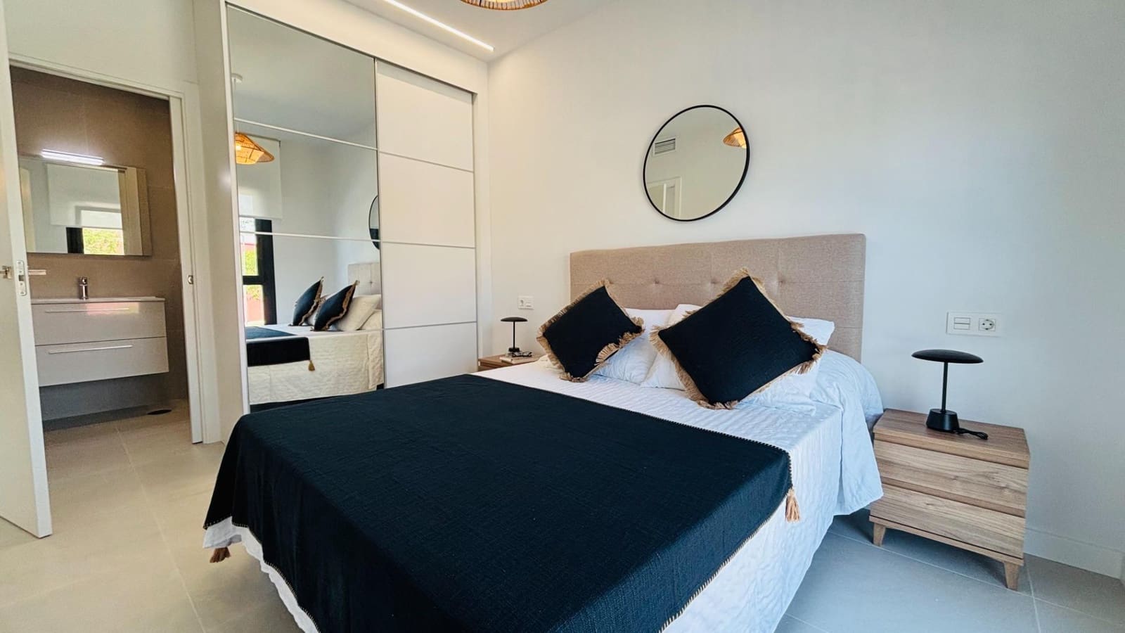 Apartamento de 2 habitaciones en Condado de Alhama en venta con piscina - 215.000 € (Ref: 9637498)