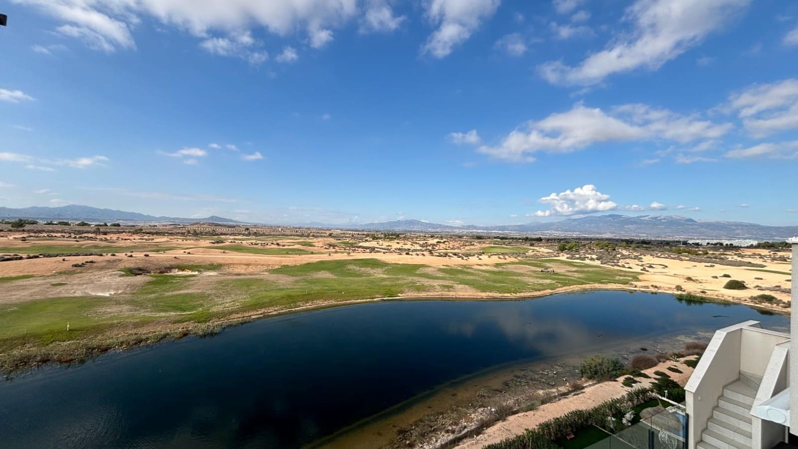 Apartamento de 2 habitaciones en Condado de Alhama en venta con piscina - 215.000 € (Ref: 9637498)