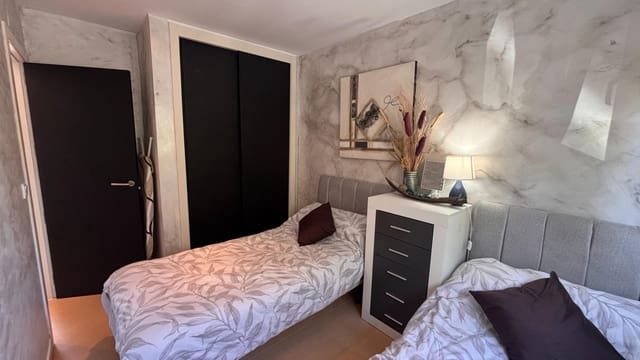 2 soverom Leilighet til salgs i Condado de Alhama, Alhama de Murcia med svømmebasseng - € 120 000 (Ref: 9644944)