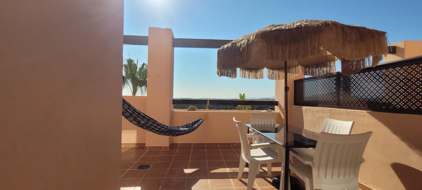 2 soverom Leilighet til salgs i Condado de Alhama med svømmebasseng - € 115 000 (Ref: 9659352)