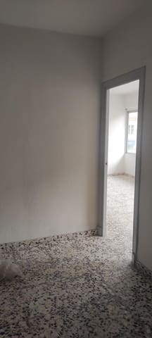 4 soveværelse Lejlighed til salg i Alcantarilla - € 75.000 (Ref: 9679796)