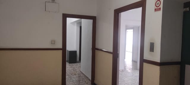 Biuro na sprzedaż w Alcantarilla - 75 000 € (Ref: 9679796)