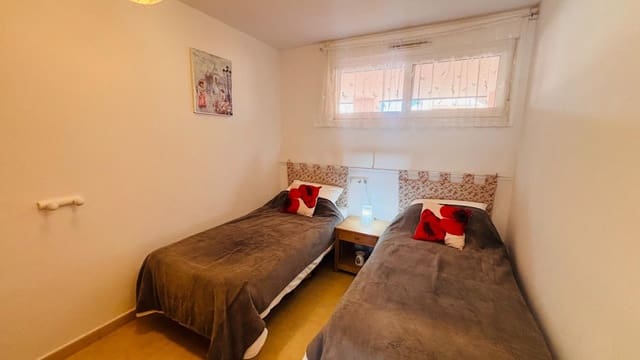 2 slaapkamer Appartement te koop in Condado de Alhama, Alhama de Murcia met zwembad - € 119.900 (Ref: 9745282)