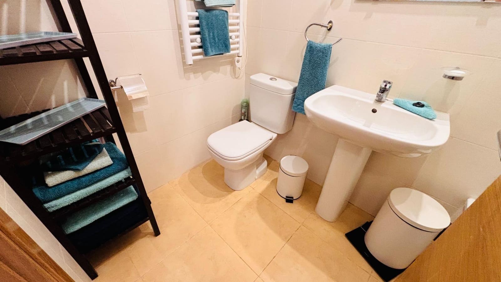 2 bedroom Apartment for sale in Condado de Alhama with pool - € 117,000 (Ref: 9745283)