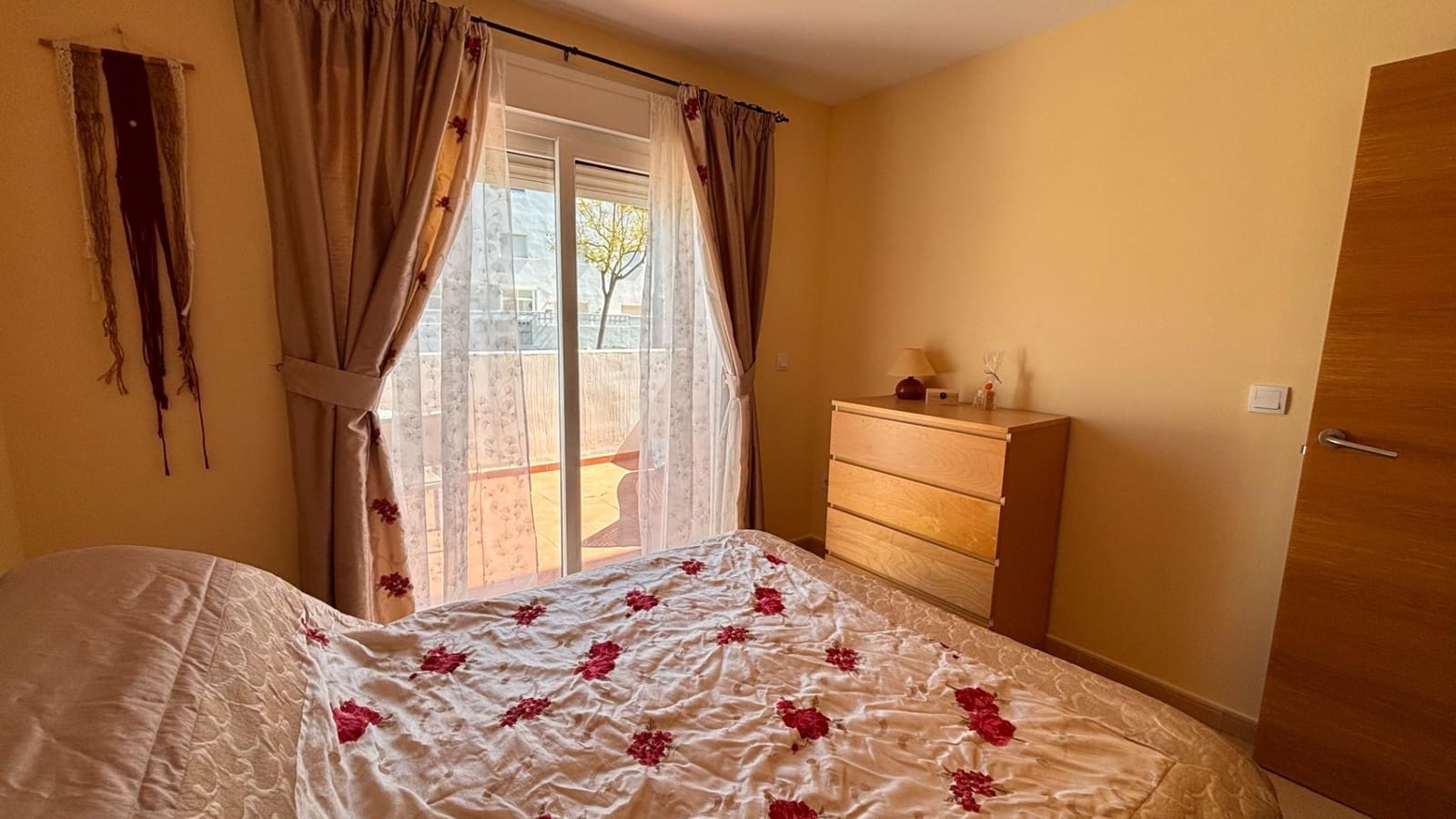 Apartamento de 3 habitaciones en Condado de Alhama en venta con piscina - 125.000 € (Ref: 9747795)