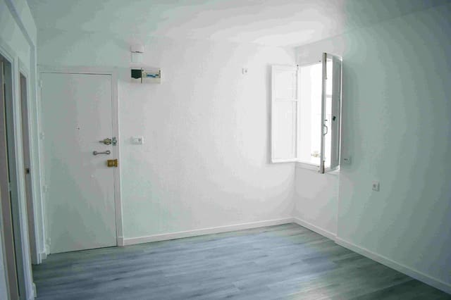 3 slaapkamer Flat te huur in Alcantarilla - € 490 (Ref: 9761928)