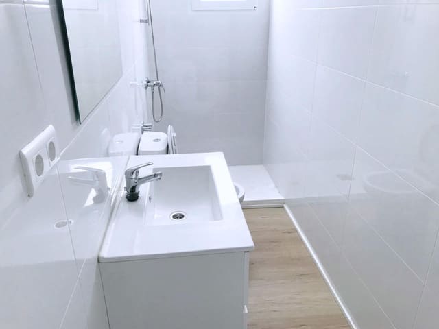 3 slaapkamer Flat te huur in Alcantarilla - € 490 (Ref: 9761928)