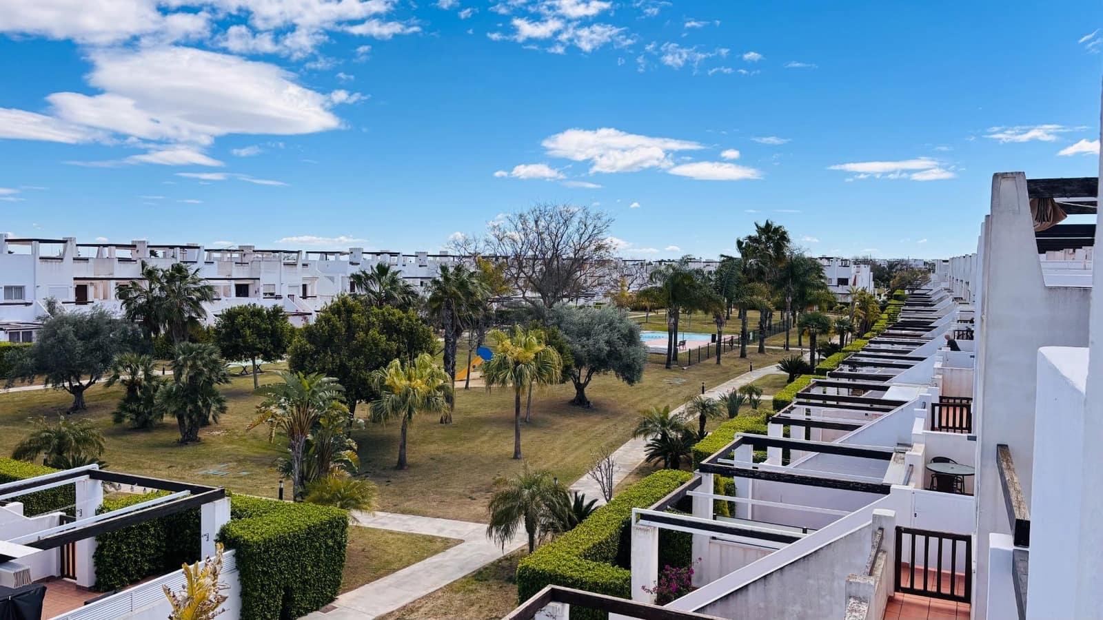 2 soverom Leilighet til salgs i Condado de Alhama med svømmebasseng - € 119 900 (Ref: 9783618)