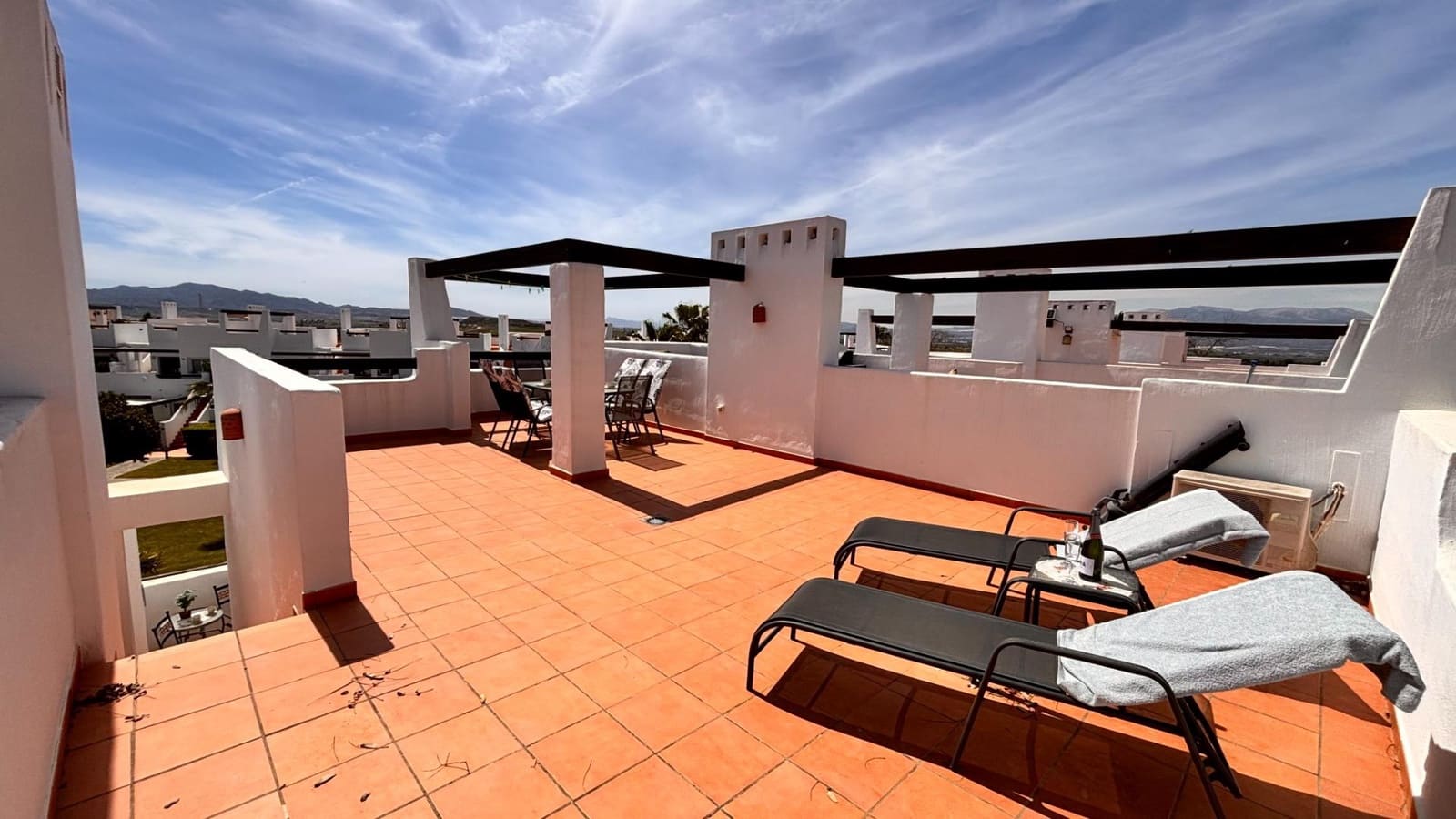 2 bedroom Apartment for sale in Condado de Alhama with pool - € 119,900 (Ref: 9794549)