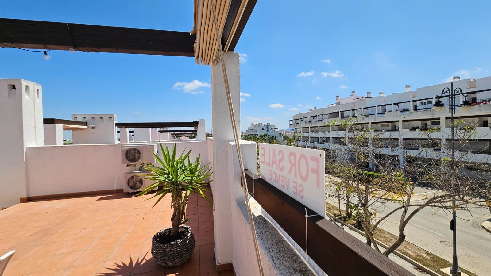 2 makuuhuone Huoneisto myytävänä paikassa Condado de Alhama mukana uima-altaan - 117 500 € (Ref: 9815813)