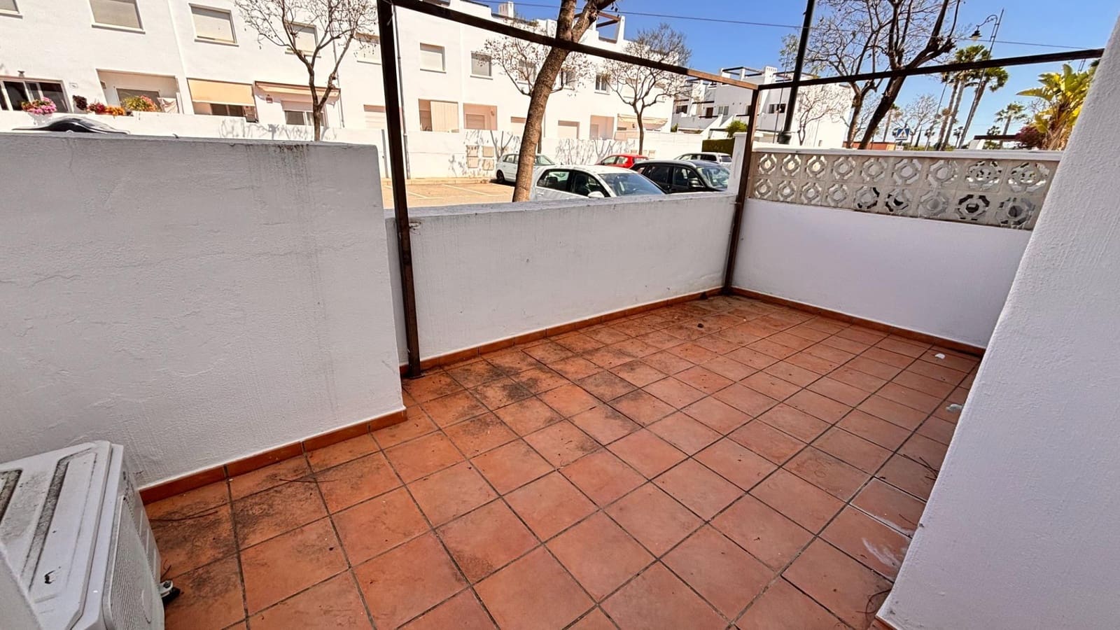 2 bedroom Apartment for sale in Condado de Alhama with pool - € 119,900 (Ref: 9822844)