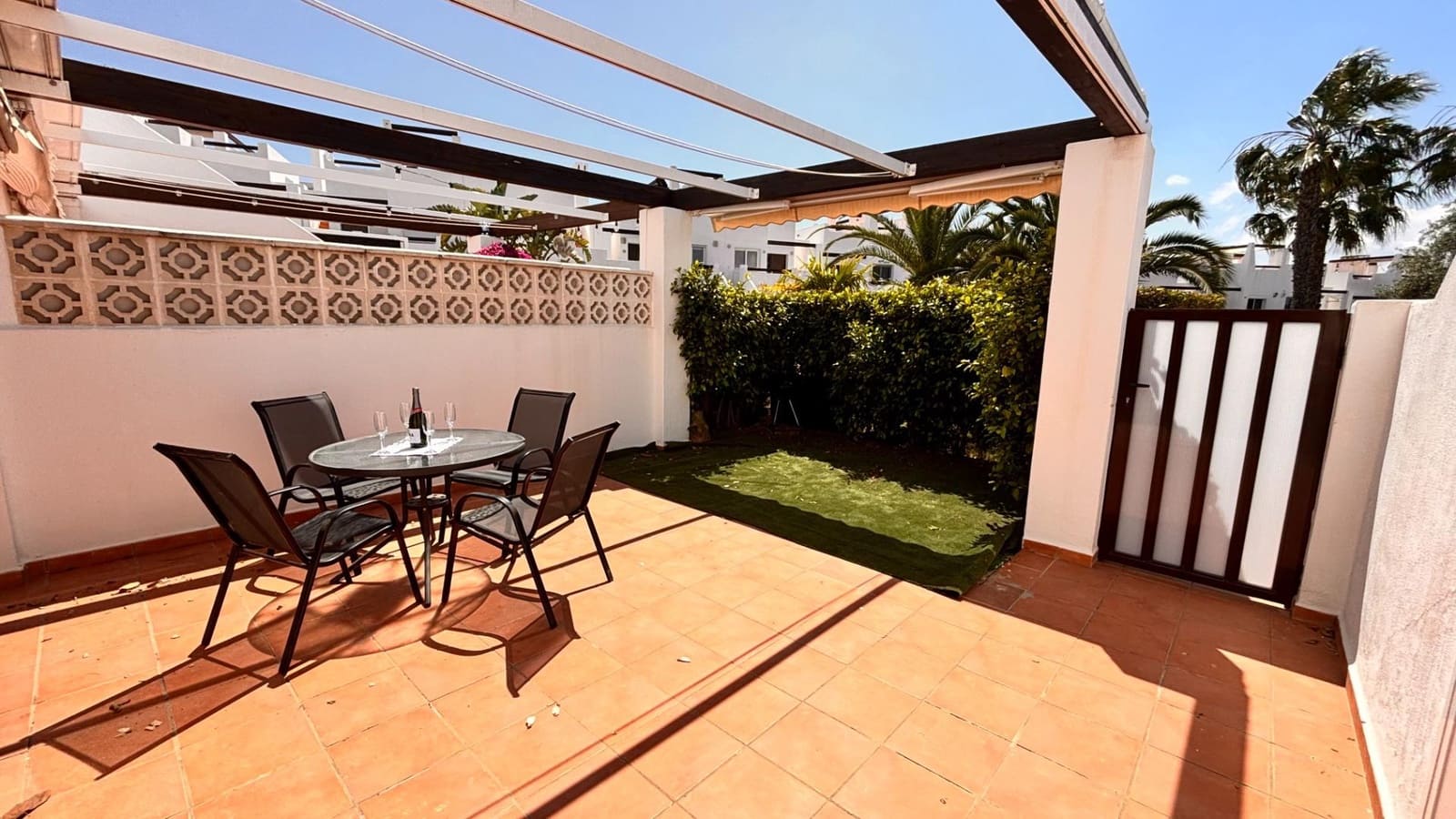 2 bedroom Apartment for sale in Condado de Alhama with pool - € 119,900 (Ref: 9822844)