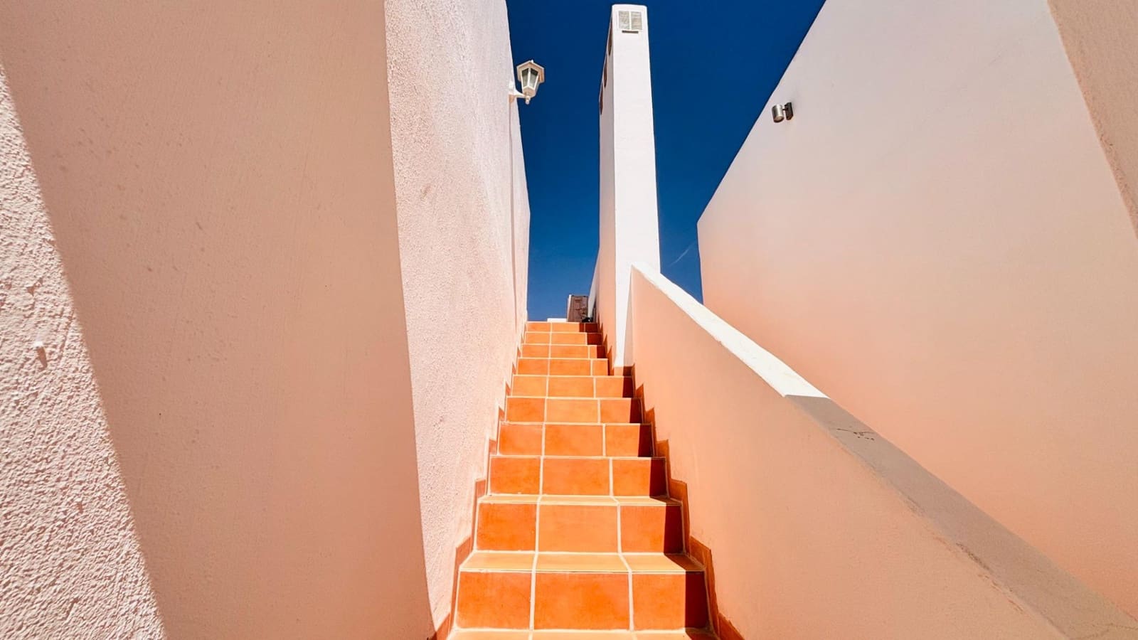2 bedroom Apartment for sale in Condado de Alhama with pool - € 119,900 (Ref: 9831304)