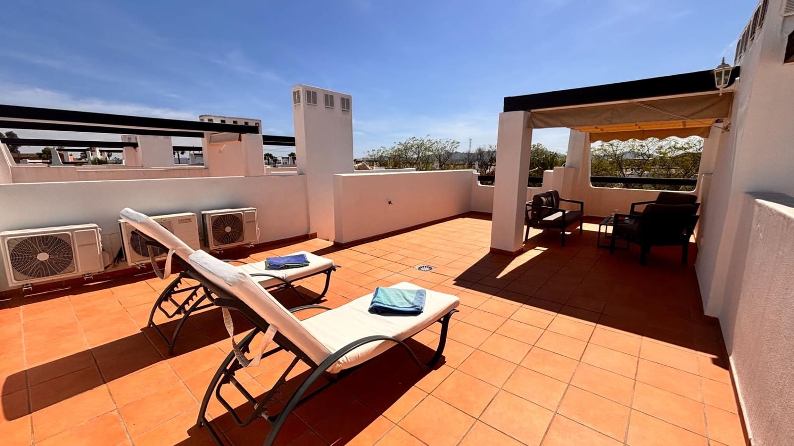 2 bedroom Apartment for sale in Condado de Alhama with pool - € 119,900 (Ref: 9831304)