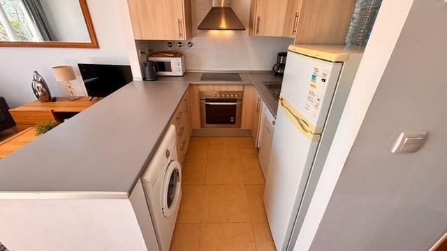 2 chambre Appartement à vendre à Alhama de Murcia avec piscine - 119 900 € (Ref: 9831304)