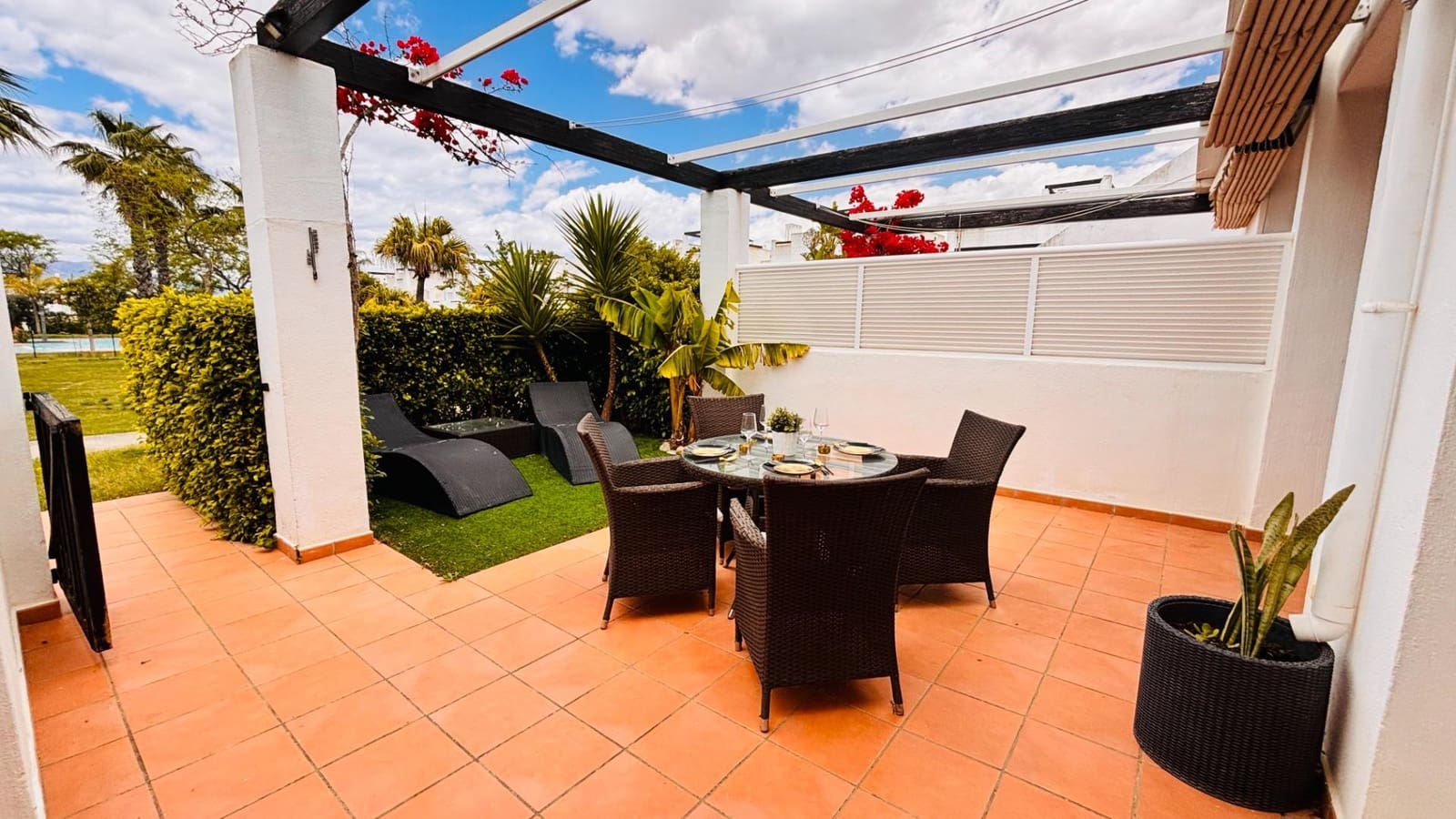 3 bedroom Apartment for sale in Condado de Alhama with pool - € 125,000 (Ref: 9843342)
