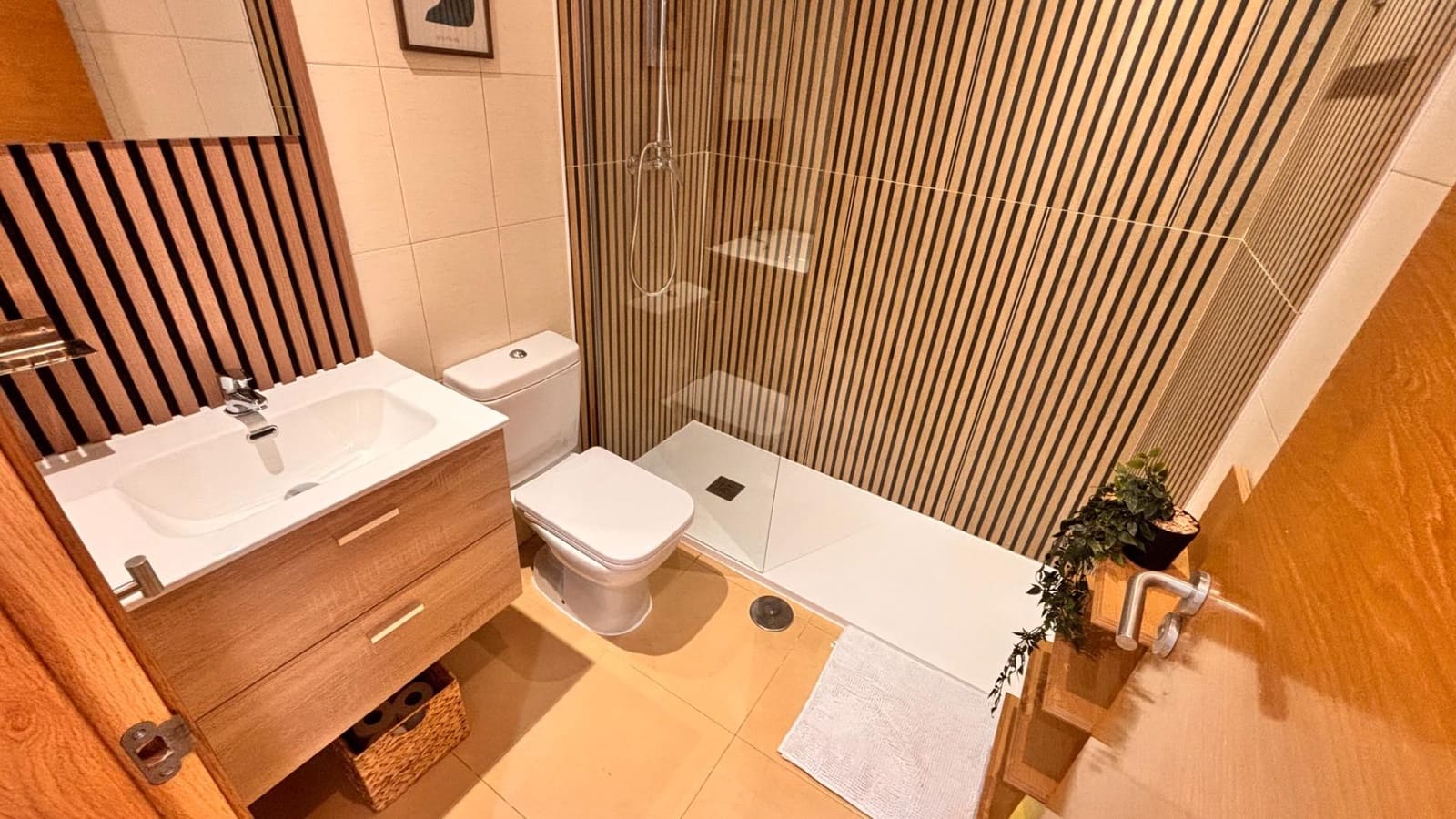 3 bedroom Apartment for sale in Condado de Alhama with pool - € 125,000 (Ref: 9843342)