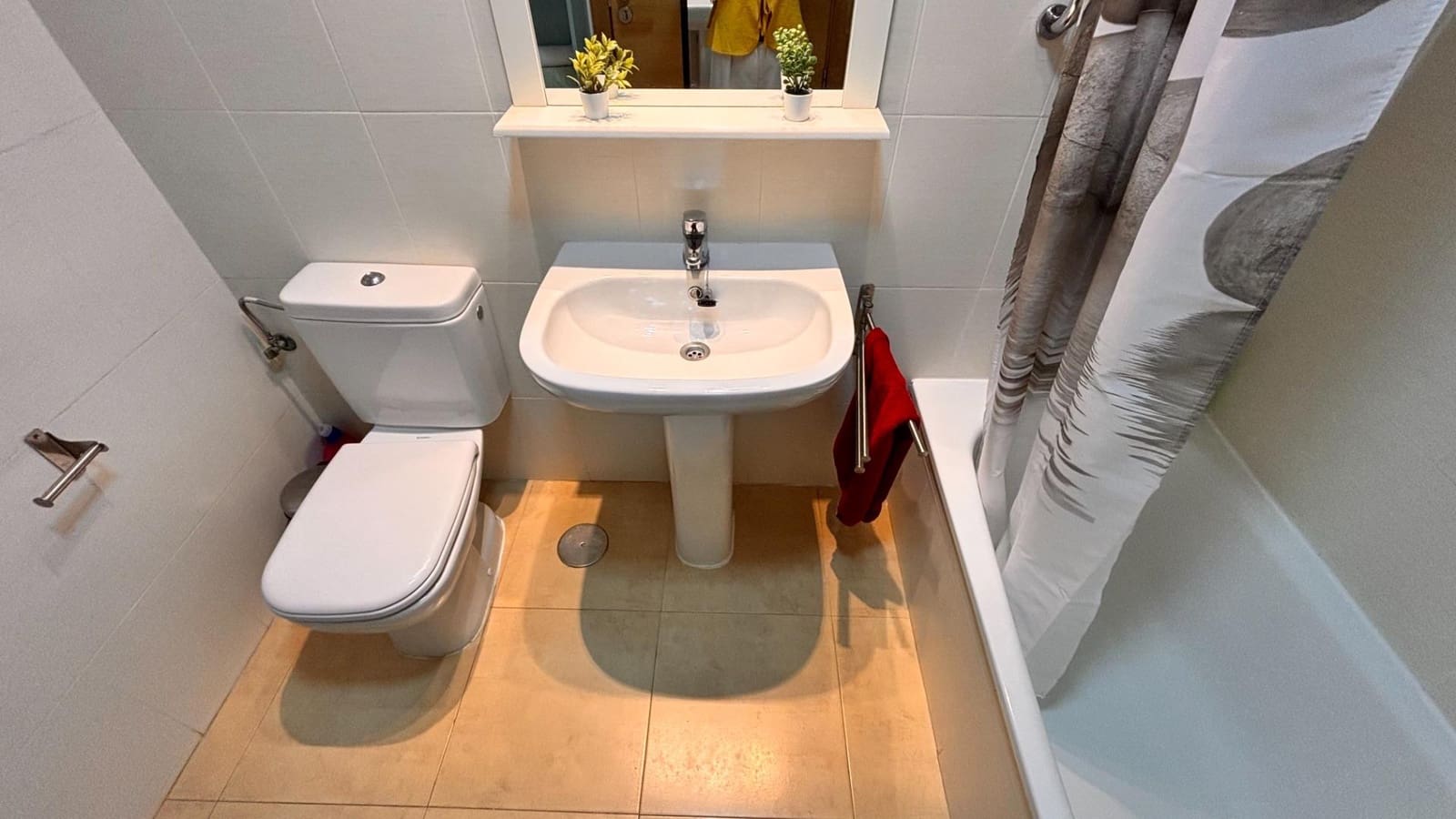 2 bedroom Apartment for sale in Condado de Alhama with pool - € 119,900 (Ref: 9855379)